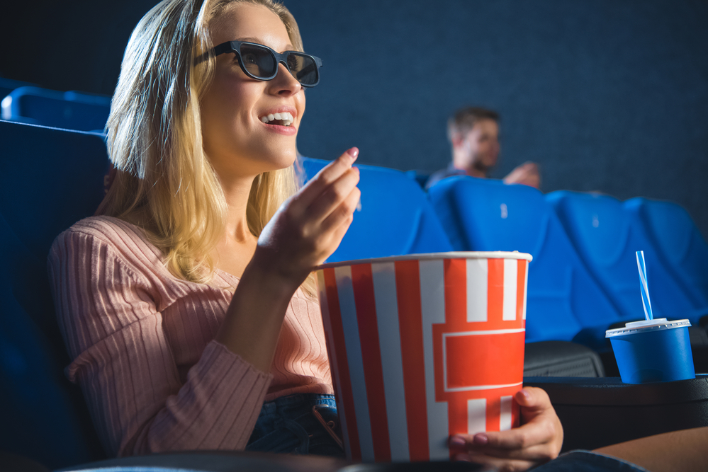 Smart Glasses Sanitization After the COVID Era: 6 Industries That NEED to Transition to Cleanbox